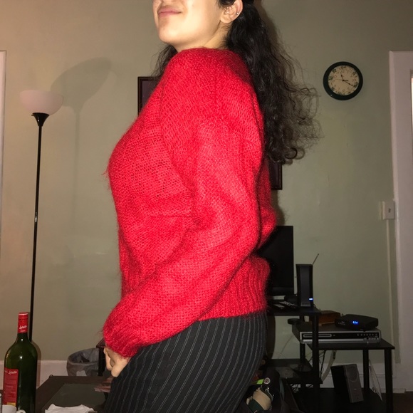 Vintage hand knit acrylic sweater - Picture 2 of 5